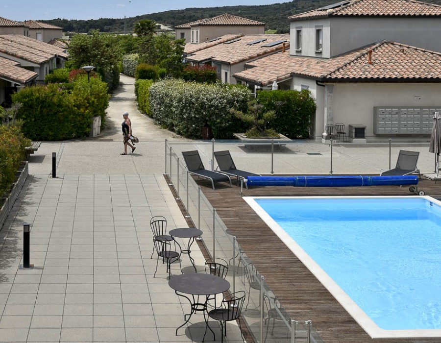 le domaine de maleska residence seniors poussan Occitalia piscine