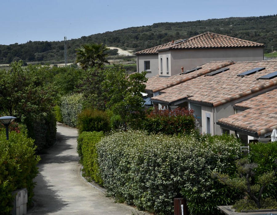 le domaine de maleska residence seniors poussan Occitalia village